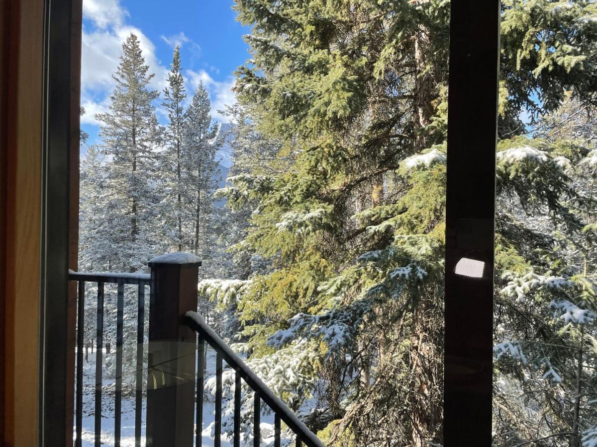 Blanchard Mountain BnB. Your Adventure Awaits! Canmore Extérieur photo
