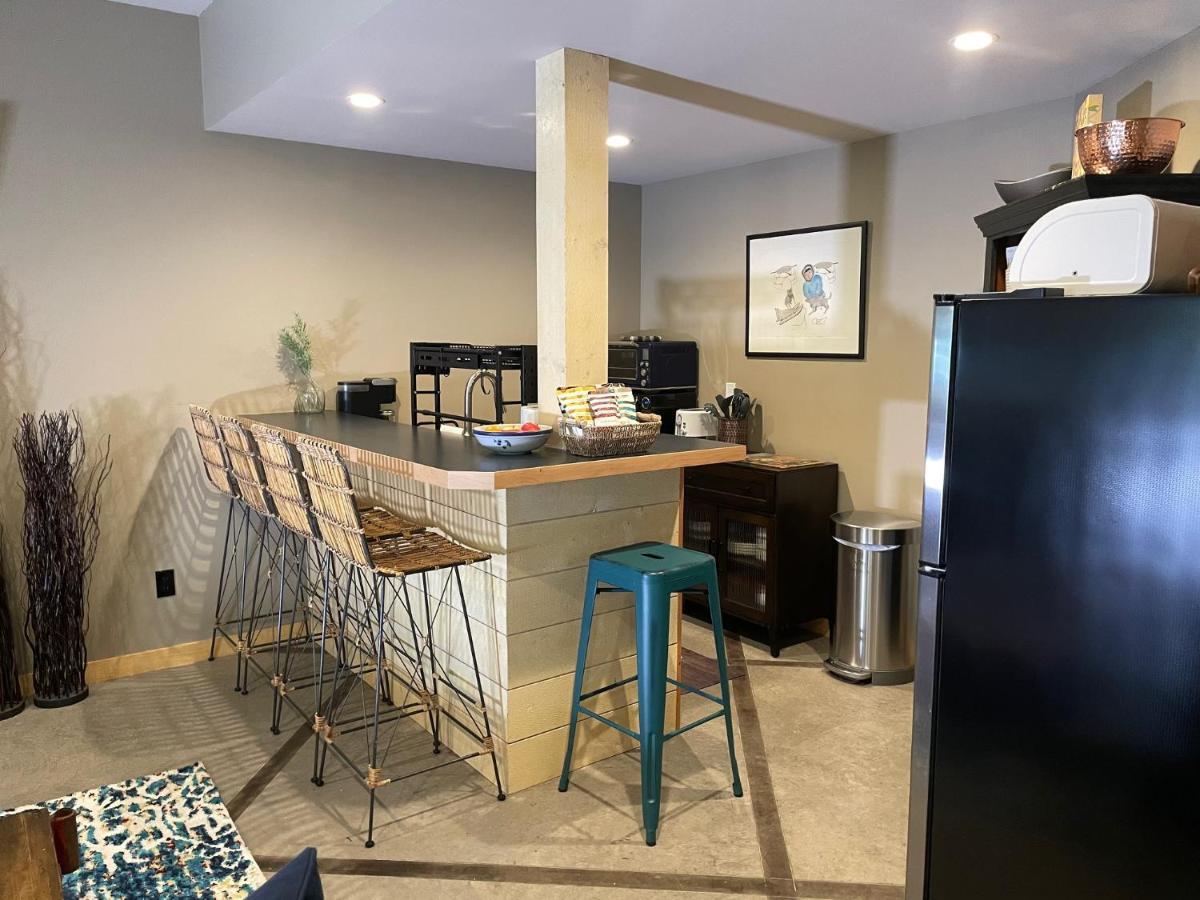 Blanchard Mountain BnB. Your Adventure Awaits! Canmore Extérieur photo